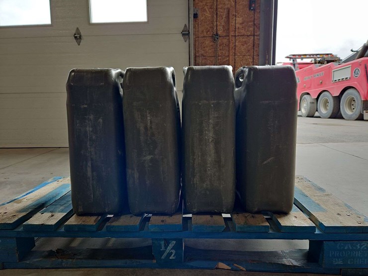 4-20l-diesel-fuel-cans-image-1