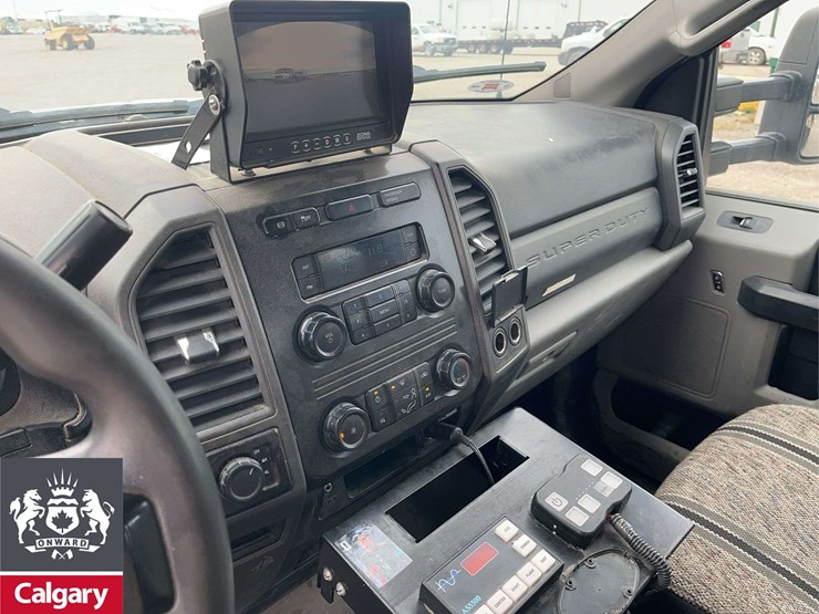 2019-ford-f550-image-18