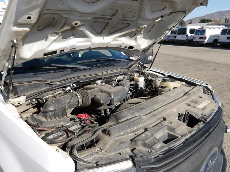 2019-ford-f250-xl-image-8