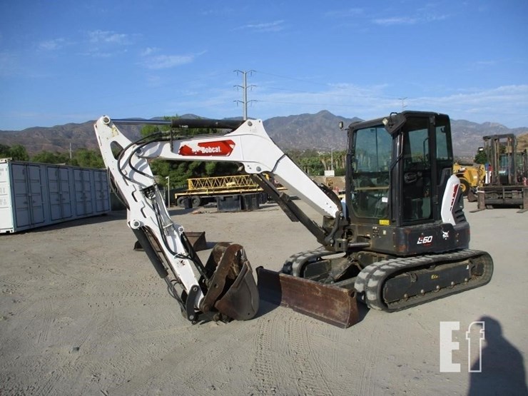 2022-bobcat-e60-image-1