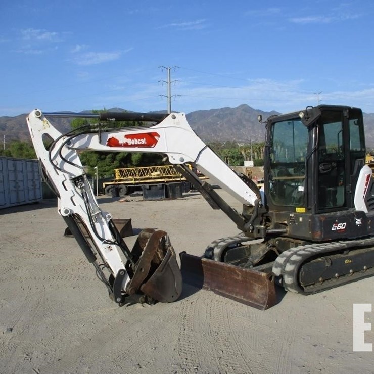 2022 BOBCAT E60