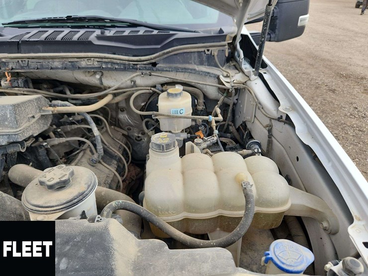 2022-ford-f250-image-34