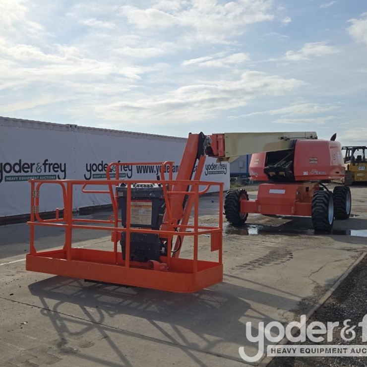 2022 JLG 660SJ
