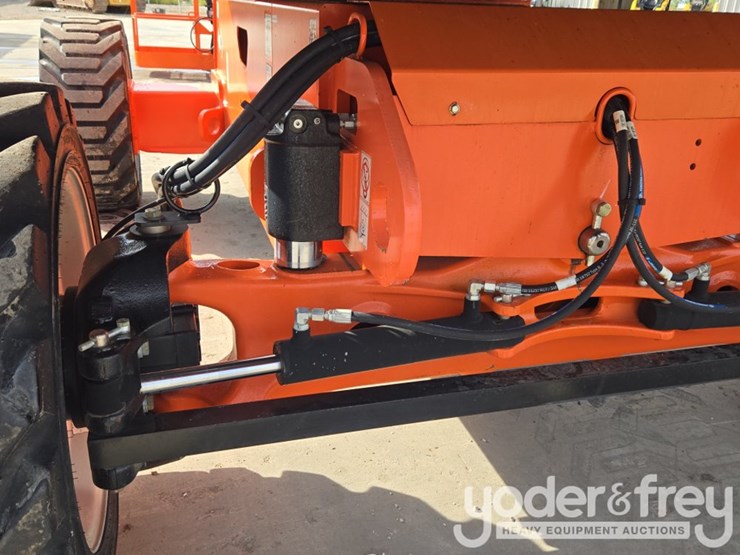 2022-jlg-660sj-image-15