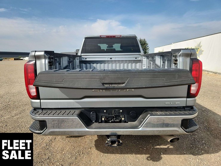 2024-gmc-sierra-2500hd-image-15