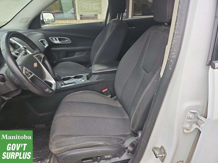 2017-chevrolet-equinox-image-17