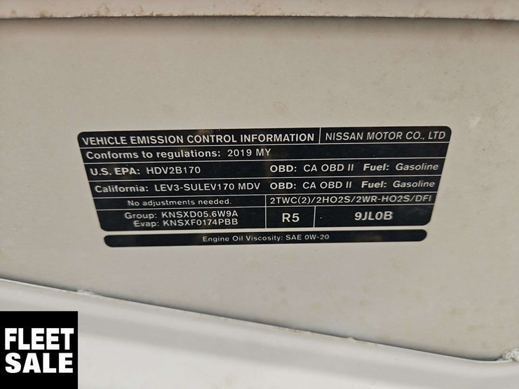 2019-nissan-nv3500hd-image-29