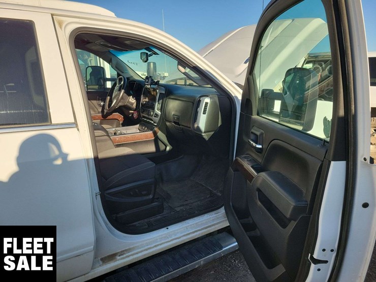gmc-sierra-2500hd-image-24