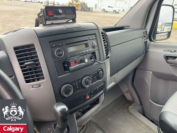 2008-dodge-sprinter-3500-image-19