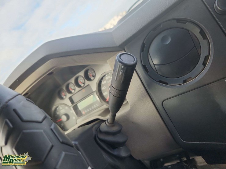 2010-ford-f350-image-23