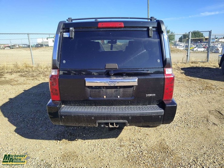 2007-jeep-commander-image-17