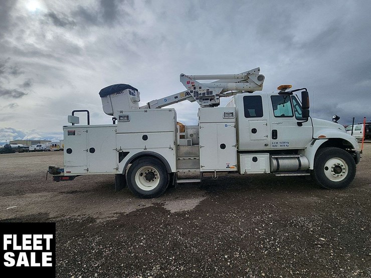 2013-international-durastar-4400-image-7