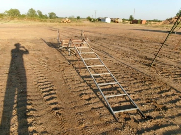 deer-stand,-two-man-tree-w/ladder-image-1