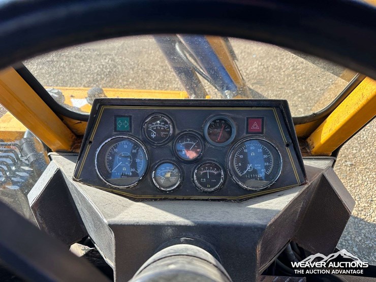 2002-trackless-mt5t-image-8