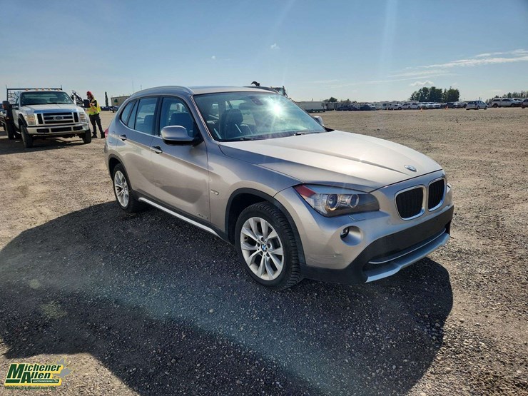 2012-bmw-x1-image-2