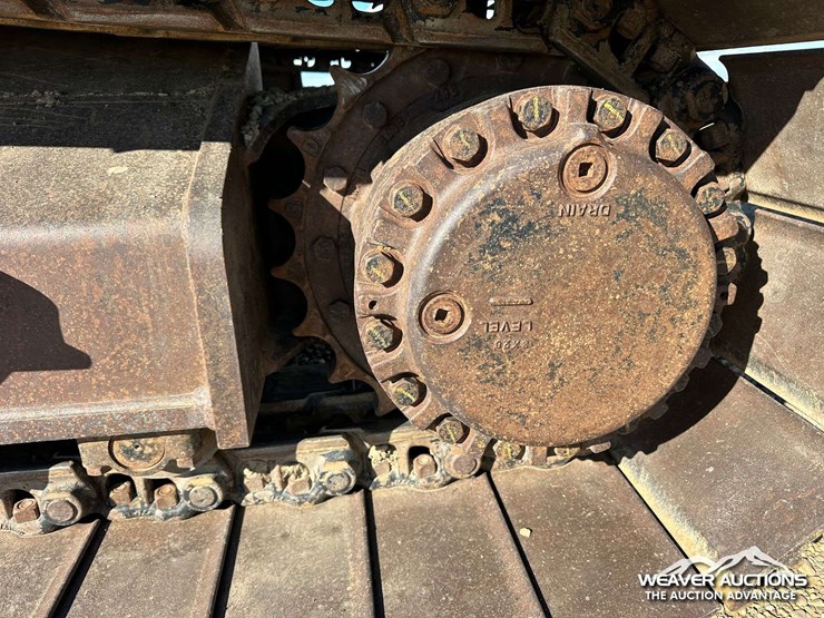 caterpillar-324e-image-33