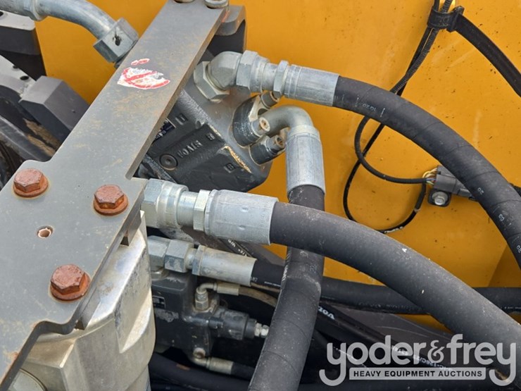 2021-volvo-ec200el-image-57