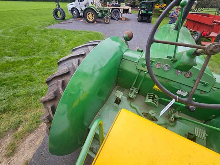 1952-john-deere-r-image-23