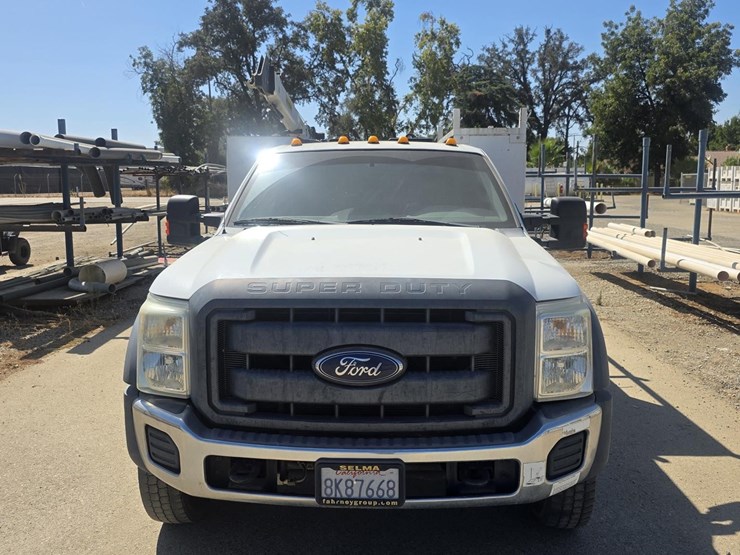 2015-ford-f550-image-3