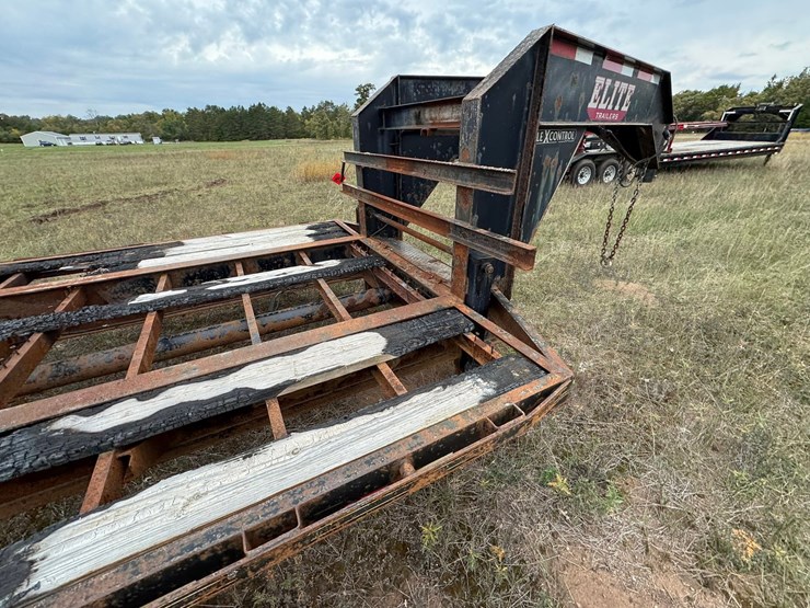 #1945-•-elite-flex-control-gooseneck-trailer-frame-image-32