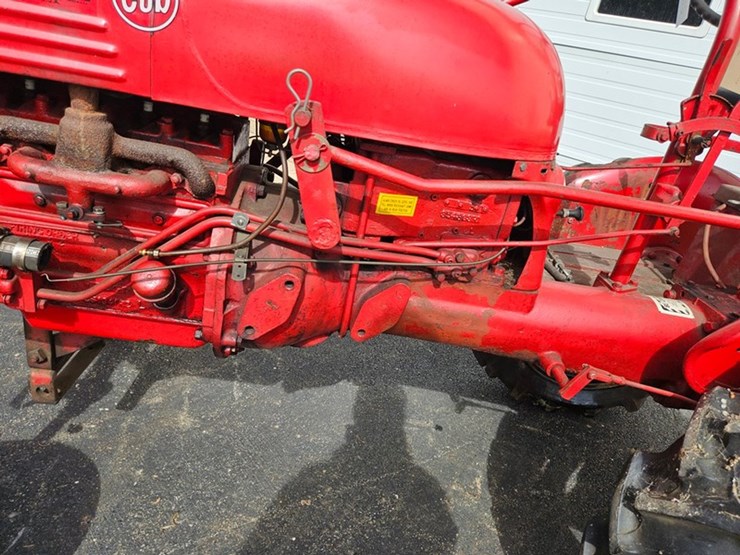 #2508-•-farmall-cub-tractor-image-15