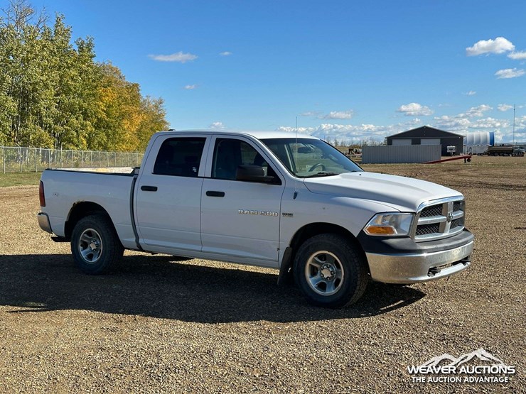 2012-dodge-ram-1500-image-2