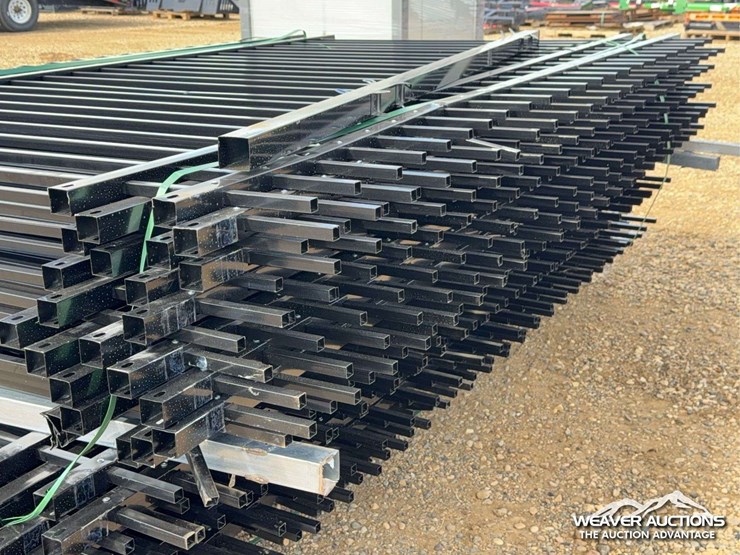 qty-of-(24)-10-ft.-galvanized-steel-fence-image-5