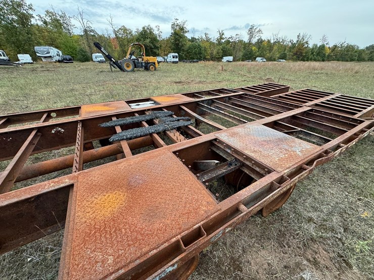 #1945-•-elite-flex-control-gooseneck-trailer-frame-image-22