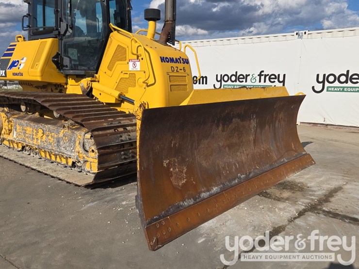 2023-komatsu-d61px-24-image-21