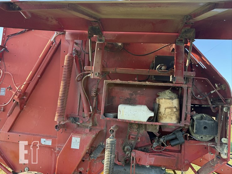 2008-new-holland-br7090-image-31