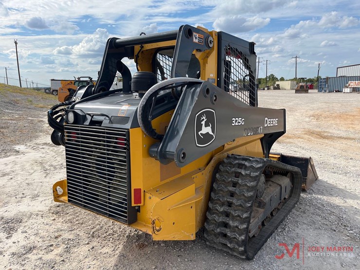 deere-325g-image-2