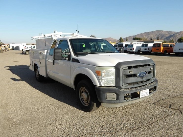 2015-ford-f250-image-2
