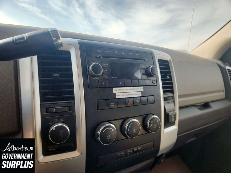 dodge-2500-image-11