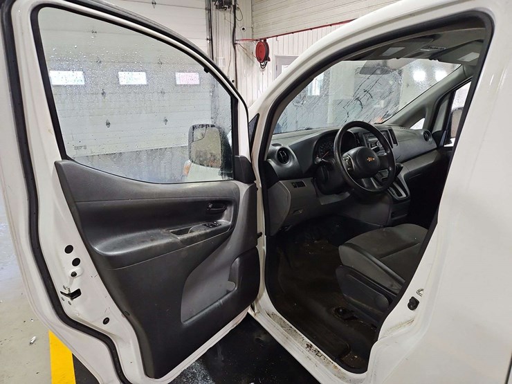 2017-chevrolet-city-express-image-10