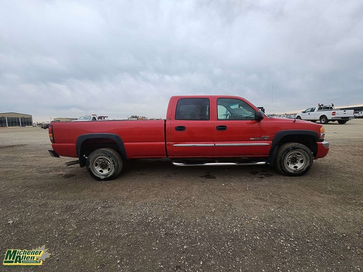 gmc-sierra-2500hd-image-29