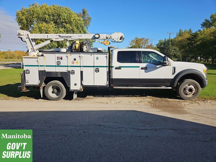 2017-ford-f550-image-7