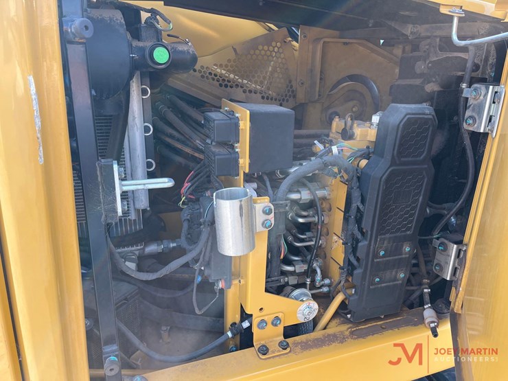 caterpillar-310-image-6