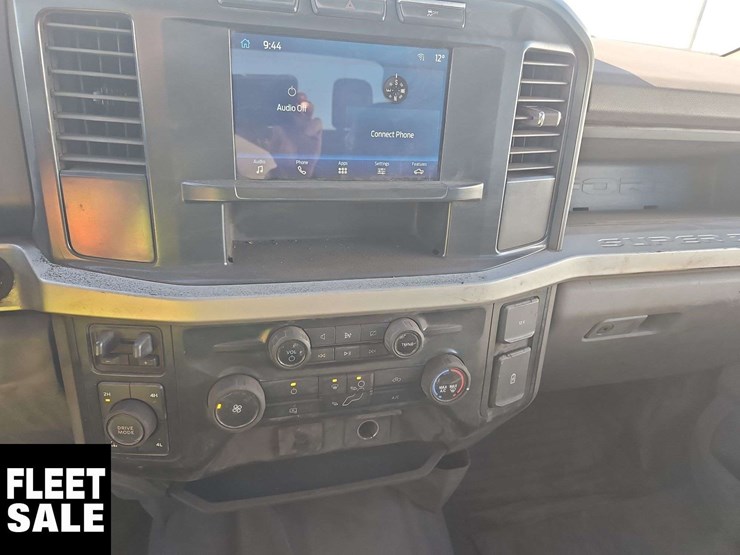 2023-ford-f350-image-14