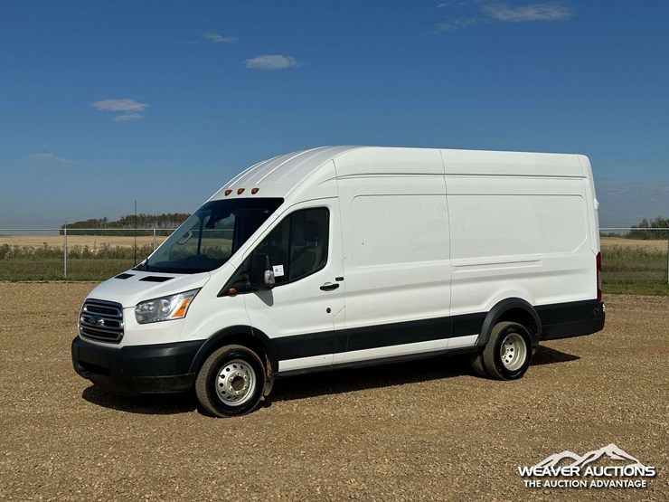2019-ford-transit-image-1