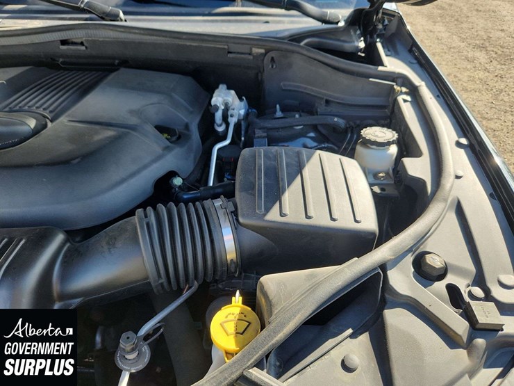 2013-jeep-grand-cherokee-image-28