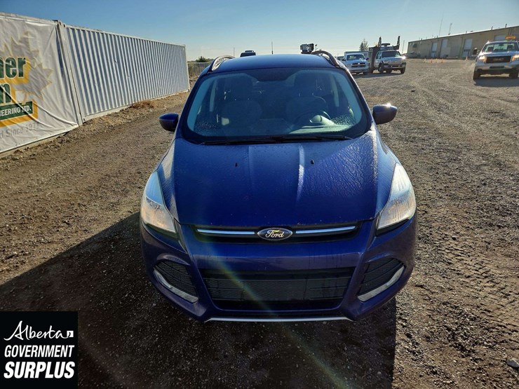 2016-ford-escape-se-image-8