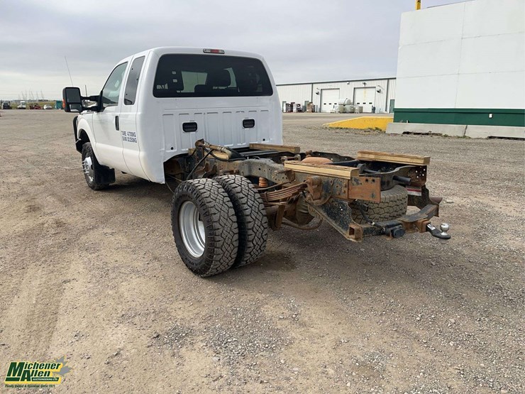 2014-ford-f350-image-3
