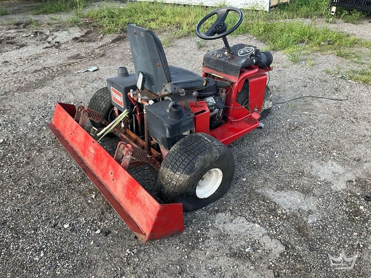 toro-bunker-rake-image-3
