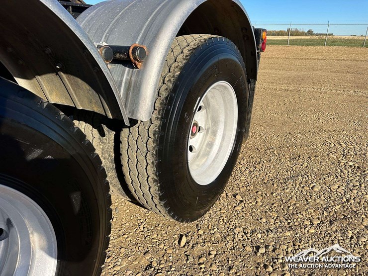 2015-doepker-sd17799-l-t/a-side-dump-trailer-image-38