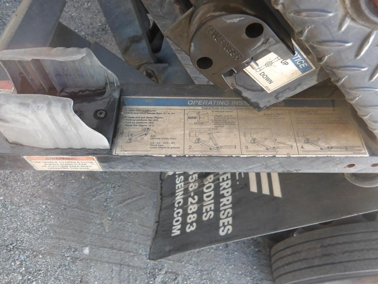 2016-ford-f550-xlt-image-16