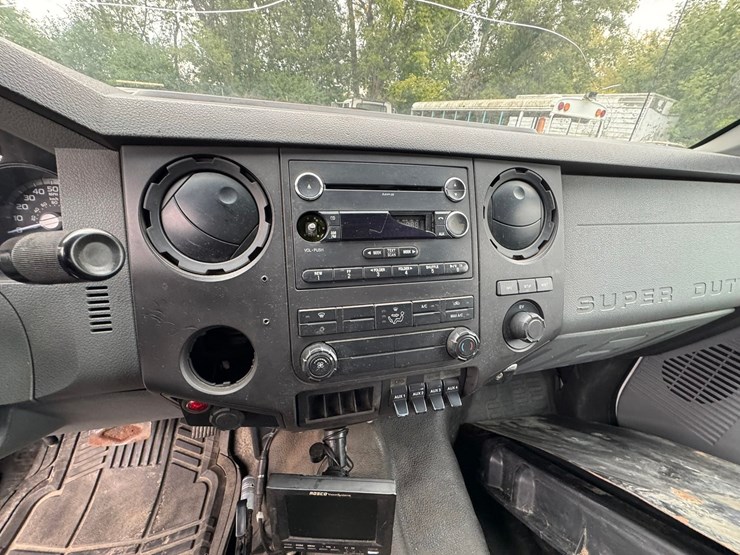 2015-ford-f650-image-49