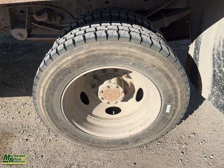 2008-ford-f550-image-10