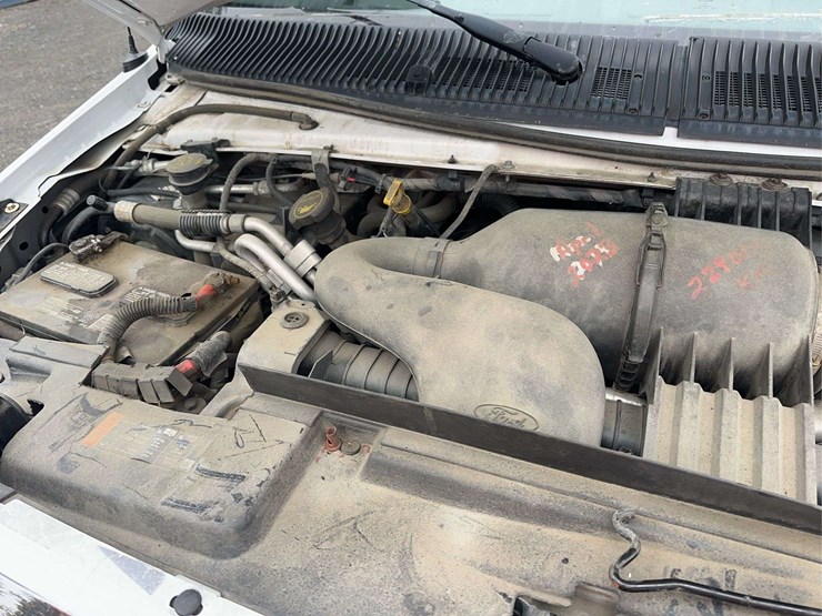 2017-ford-e450-image-18