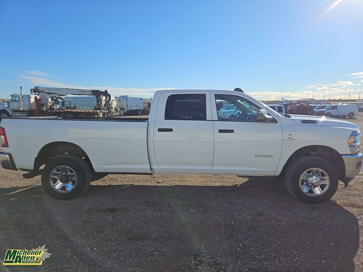 2019-ram-3500-tradesman-image-7