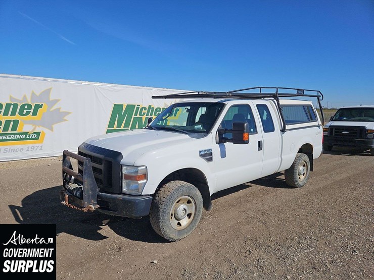2010-ford-f250-image-1